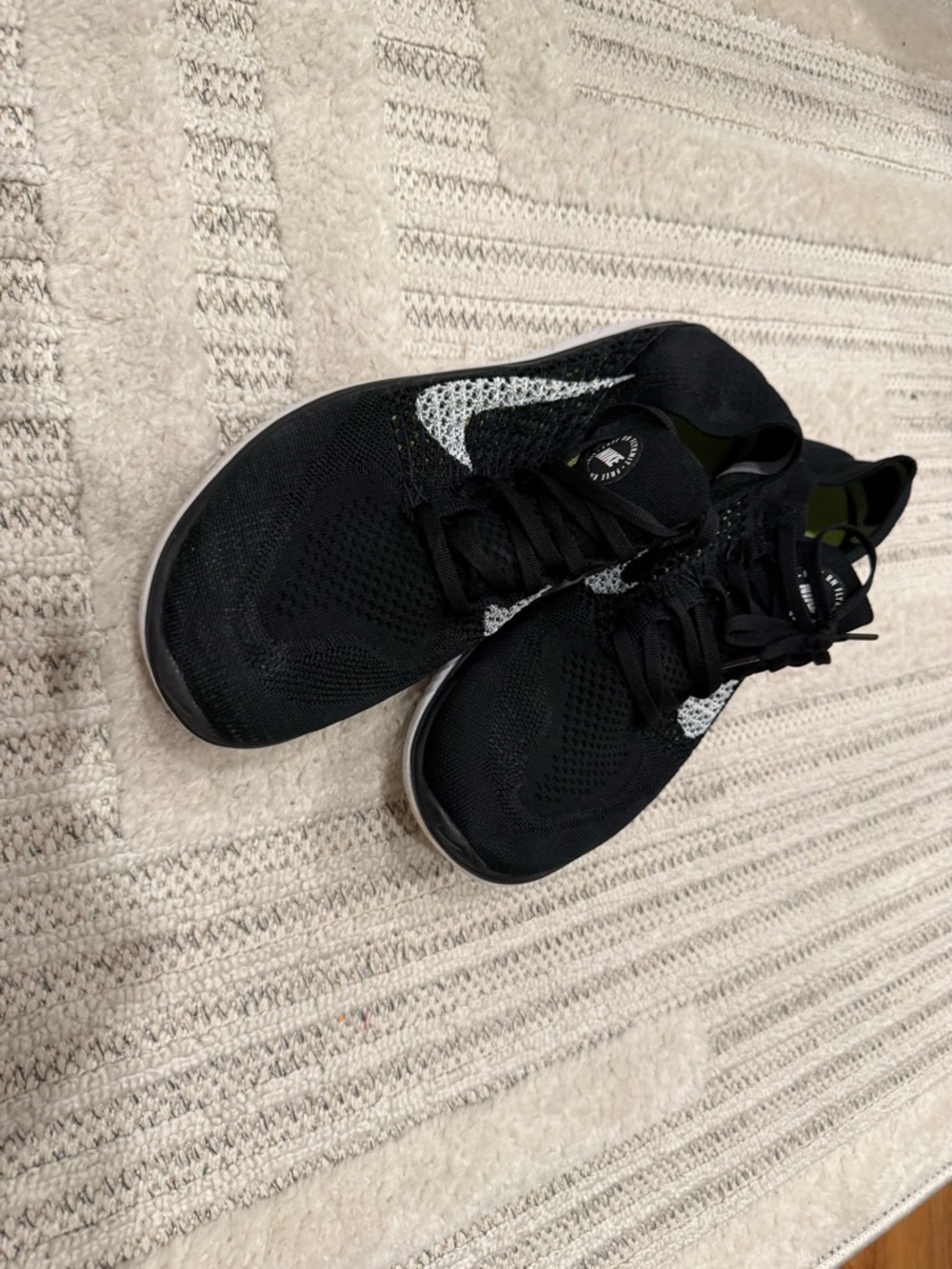 Nike Men's Black & White Flyknit Sneakers - Picture 3 of 5